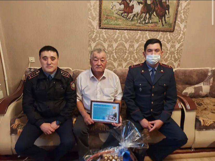 Не забывают