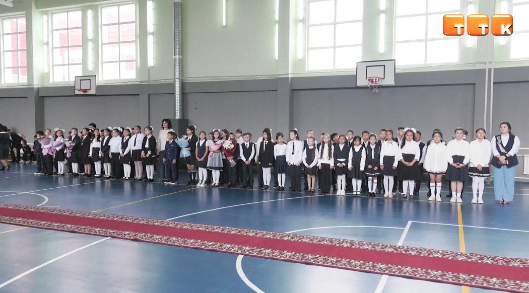 Прощание со школой без роскоши: новые правила выпускных